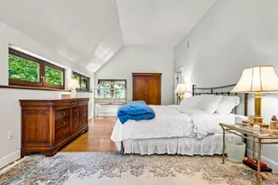 34 Lagrange St, Brookline, MA 02467 - Photo 21