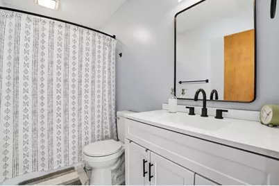 34 Grove St, Shrewsbury, MA 01545 - Photo 23