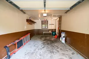 36 Melrose St, Worcester, MA 01605 - Photo 33