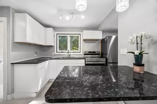 36 Melrose St, Worcester, MA 01605 - Photo 15