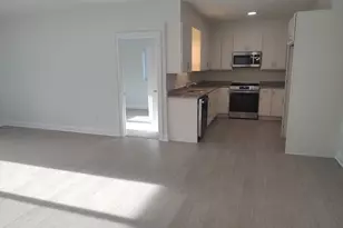 10 Franklin Ave, Revere, MA 02151 - Photo 5