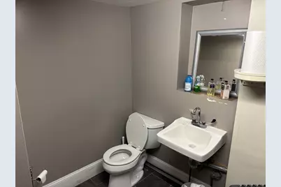 37 Main St, Hingham, MA 02043 - Photo 3