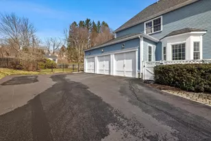 4 Bruce St, Grafton, MA 01519 - Photo 3