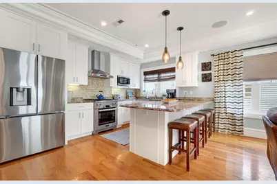 627 E 2nd Street #3, Boston, MA 02127 - Photo 1