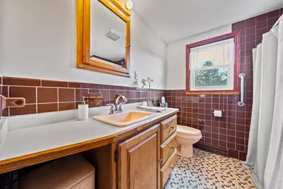 32 Nichols Ave, Avon, MA 02322 - Photo 31