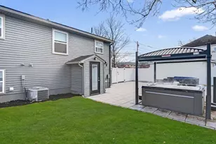 219 Waverley Rd, North Andover, MA 01845 - Photo 7