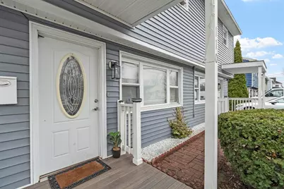 110-112 Everett St, Lawrence, MA 01843 - Photo 5