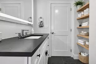 219 Waverley Rd, North Andover, MA 01845 - Photo 19