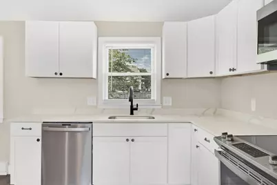 24 Daley St., Chicopee, MA 01013 - Photo 9