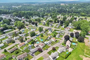 24 Daley St, Chicopee, MA 01013 - Photo 21