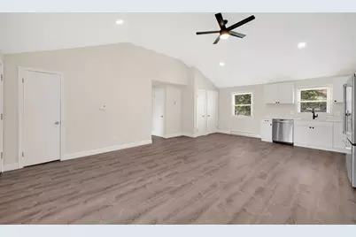 24 Daley St., Chicopee, MA 01013 - Photo 5