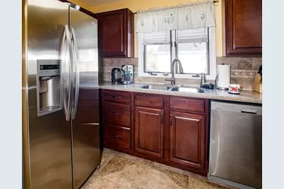 27 Gagnon St, Fall River, MA 02723 - Photo 13