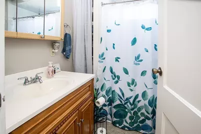 27 Gagnon St, Fall River, MA 02723 - Photo 33