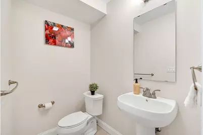 109 Harvey St, Cambridge, MA 02140 - Photo 13