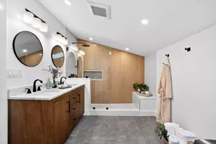 27 Laurel, Watertown, MA 02472 - Photo 17