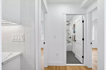 27 Laurel #27, Watertown, MA 02472 - Photo 11