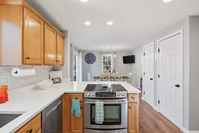 32 Linden Street, Douglas, MA 01516 - Photo 11