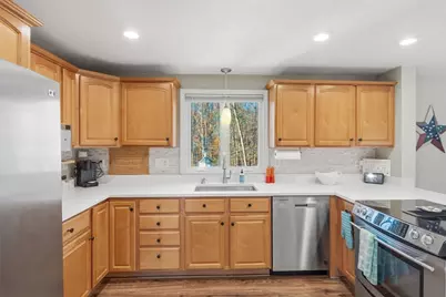 32 Linden Street, Douglas, MA 01516 - Photo 9