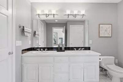 8 Ashford Ln, Andover, MA 01810 - Photo 33