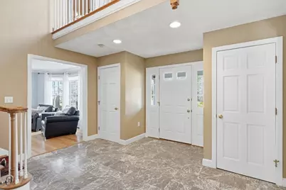 8 Ashford Ln, Andover, MA 01810 - Photo 3