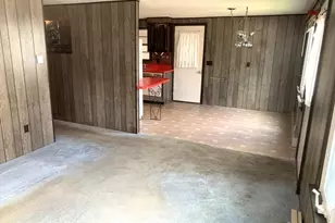 13 Greenhurst Ave, Fitchburg, MA 01420 - Photo 19