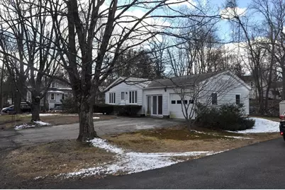 13 Greenhurst Ave, Fitchburg, MA 01420 - Photo 5