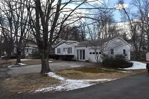 13 Greenhurst Ave, Fitchburg, MA 01420 - Photo 5