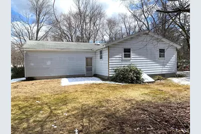 13 Greenhurst Ave, Fitchburg, MA 01420 - Photo 11