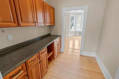 21 Congress St, Amesbury, MA 01913 - Photo 11