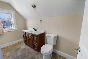 21 Congress St, Amesbury, MA 01913 - Photo 31