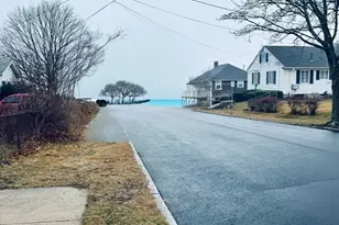 15 Clara St, New Bedford, MA 02744 - Photo 5