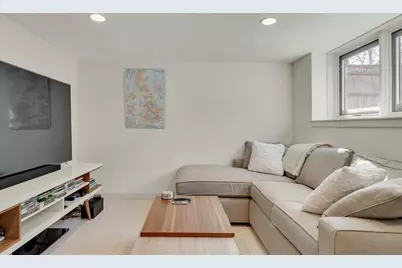 180 Franklin Street #176, Cambridge, MA 02139 - Photo 19