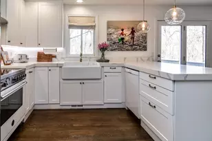 55 Pleasant St, Framingham, MA 01701 - Photo 9