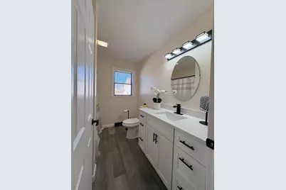 26 Dayton Street, Chicopee, MA 01013 - Photo 3