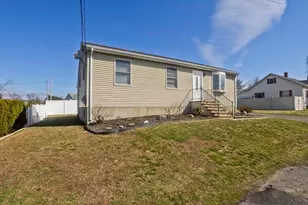 26 Dayton St, Chicopee, MA 01013 - Photo 33