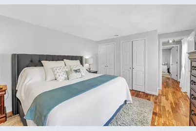 4 Eagle Street, Boston, MA 02132 - Photo 33