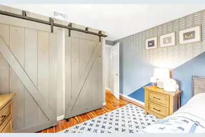 4 Eagle Street, Boston, MA 02132 - Photo 31