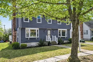 4 Eagle St, Boston, MA 02132 - Photo 5