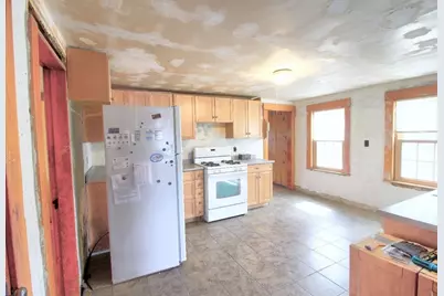 40 Marshall Rd, Fitchburg, MA 01420 - Photo 5