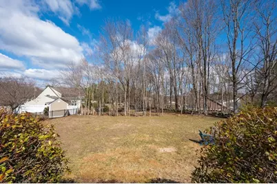 25 Wakefield St, Reading, MA 01867 - Photo 31