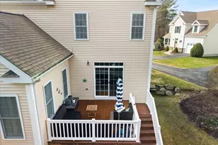 16 Fieldstone Dr, Raynham, MA 02767 - Photo 3