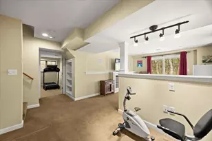 16 Fieldstone Dr, Raynham, MA 02767 - Photo 33