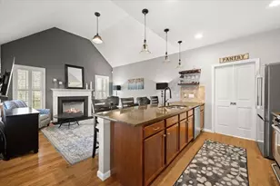 16 Fieldstone Dr, Raynham, MA 02767 - Photo 13