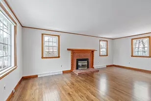 114 Fanning Ave, Dracut, MA 01826 - Photo 5