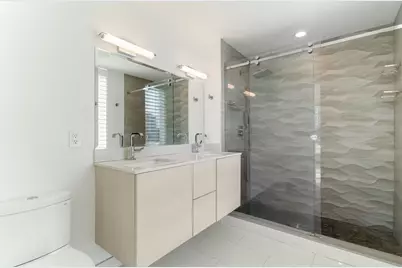 20 W 5th #2L, Boston, MA 02127 - Photo 11