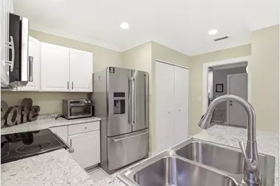 605 Middle Street #38, Braintree, MA 02184 - Photo 5