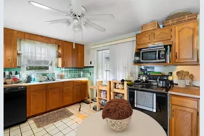 103 Heywood St, Worcester, MA 01604 - Photo 23