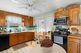 103 Heywood St, Worcester, MA 01604 - Photo 23