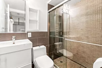 18 Bay Street #4, Cambridge, MA 02139 - Photo 11