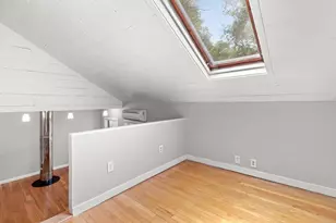 18 Bay St, Cambridge, MA 02139 - Photo 15